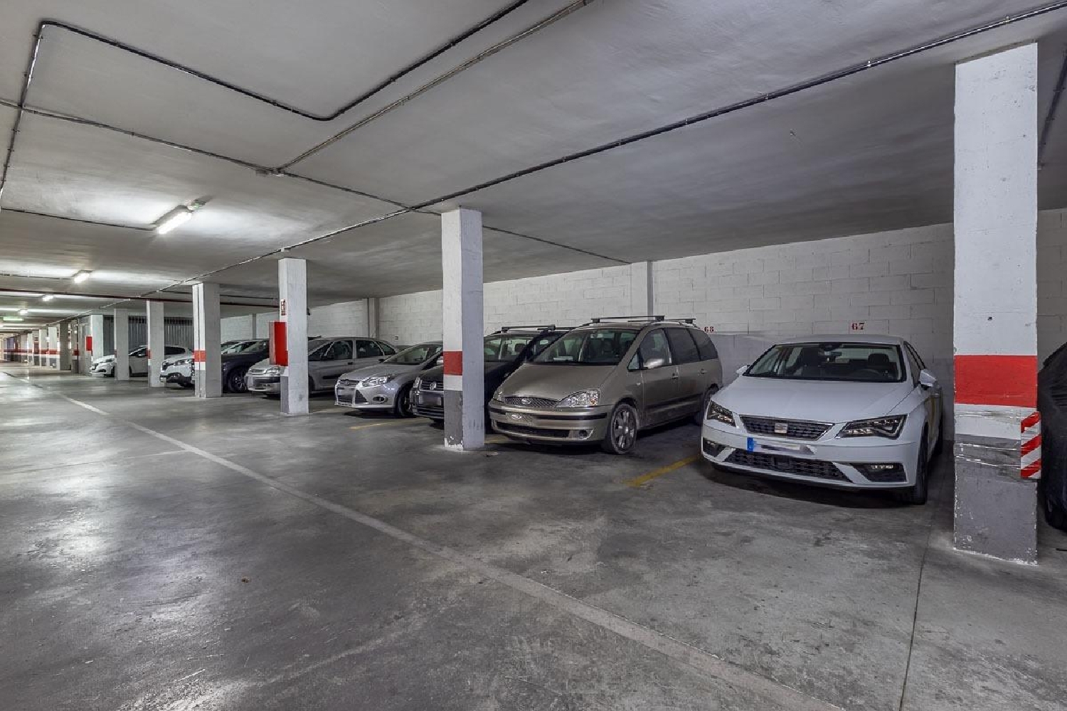  till salu parkering Chana Vega De Granada 8