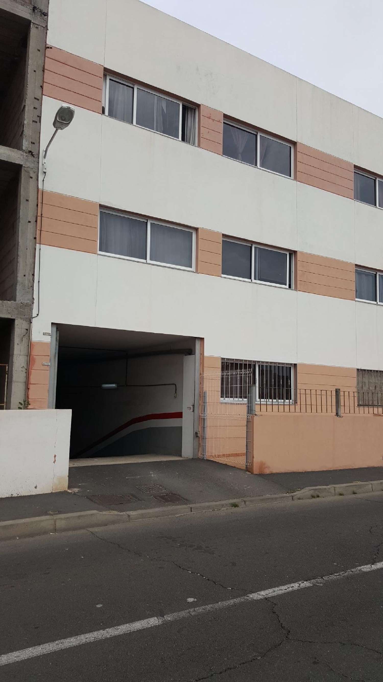  till salu lägenhet Ciutat Vella-Raval Barcelonès 8