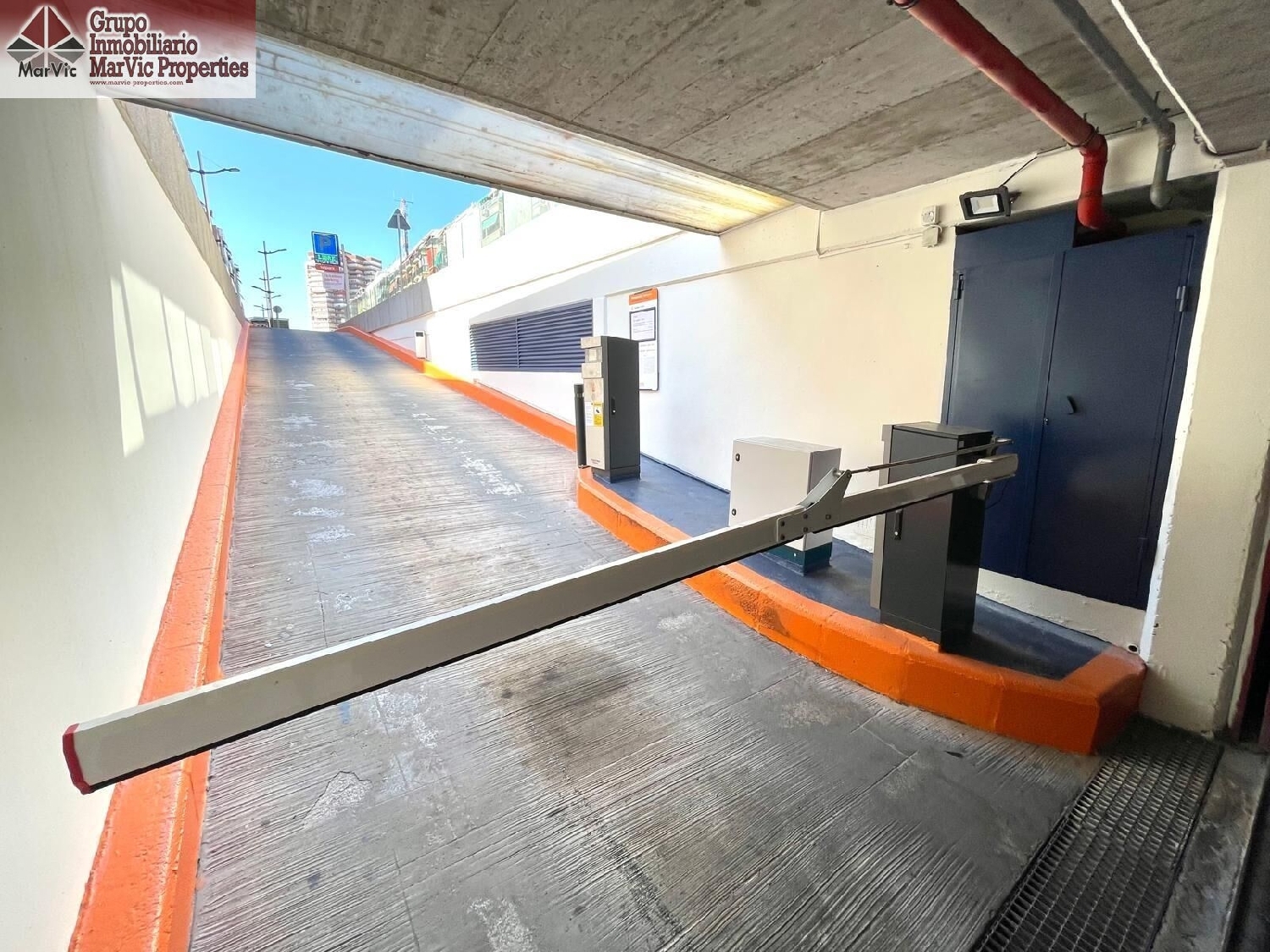till salu parkering Coblanca Marina Baixa 3
