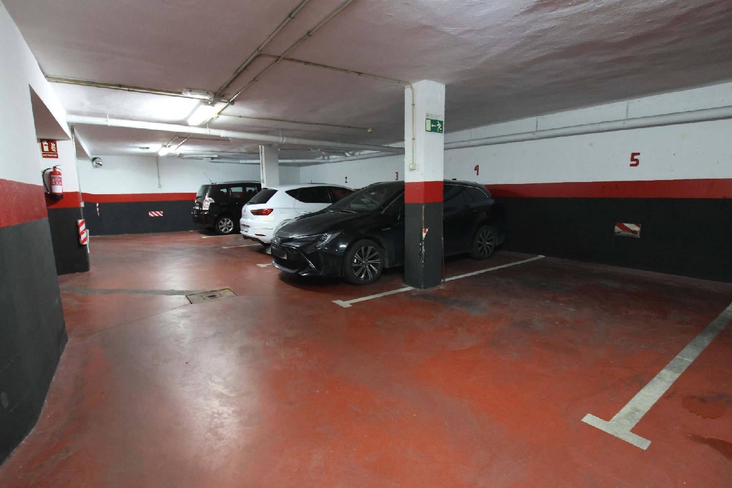  till salu parkering Dehesilla De Calamón Badajoz 3