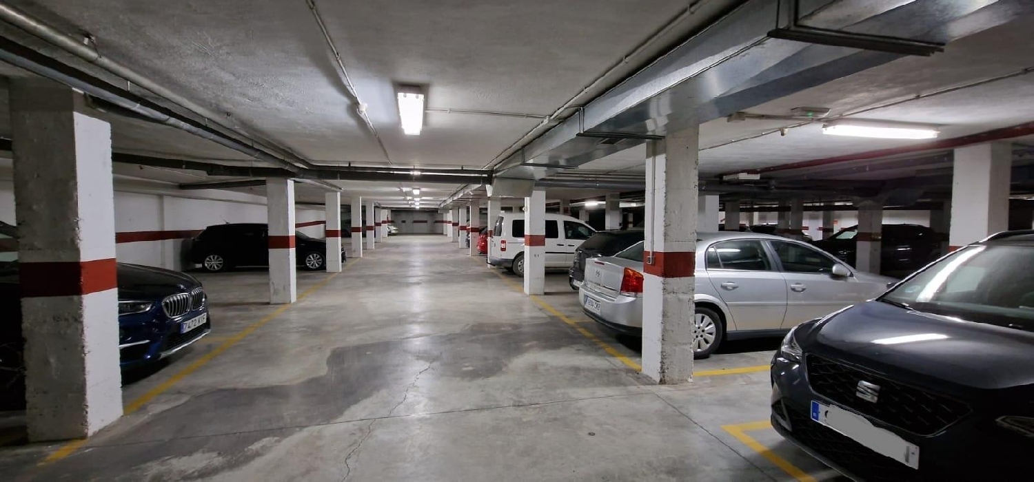  till salu parkering El Puntal Urbanización Valle De Lecrín 6