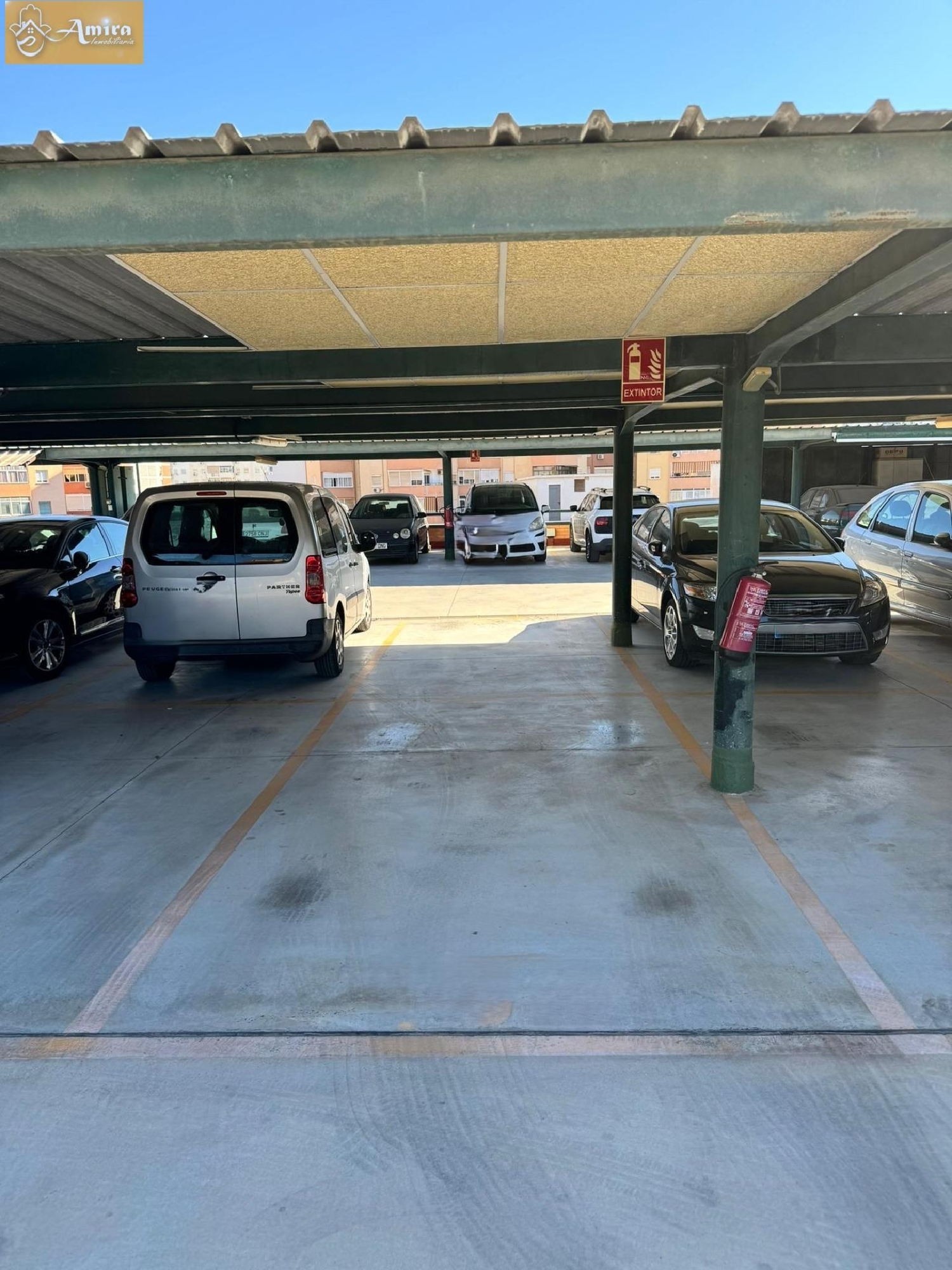  till salu parkering El Tomillar Axarquía 1