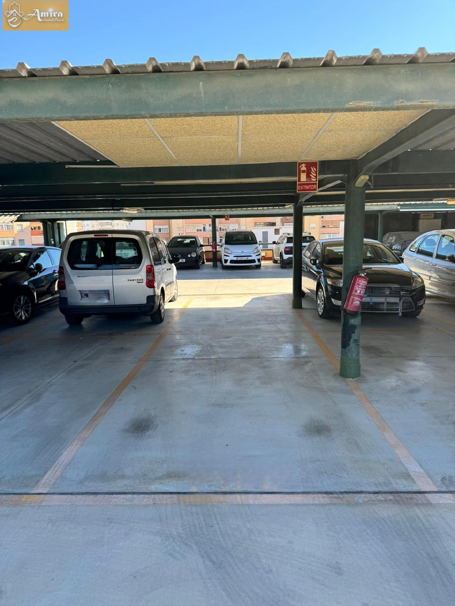  till salu parkering El Tomillar Axarquía 5