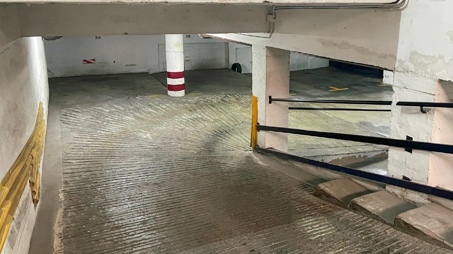  till salu parkering Ensanche-Diputación Alacantí 8