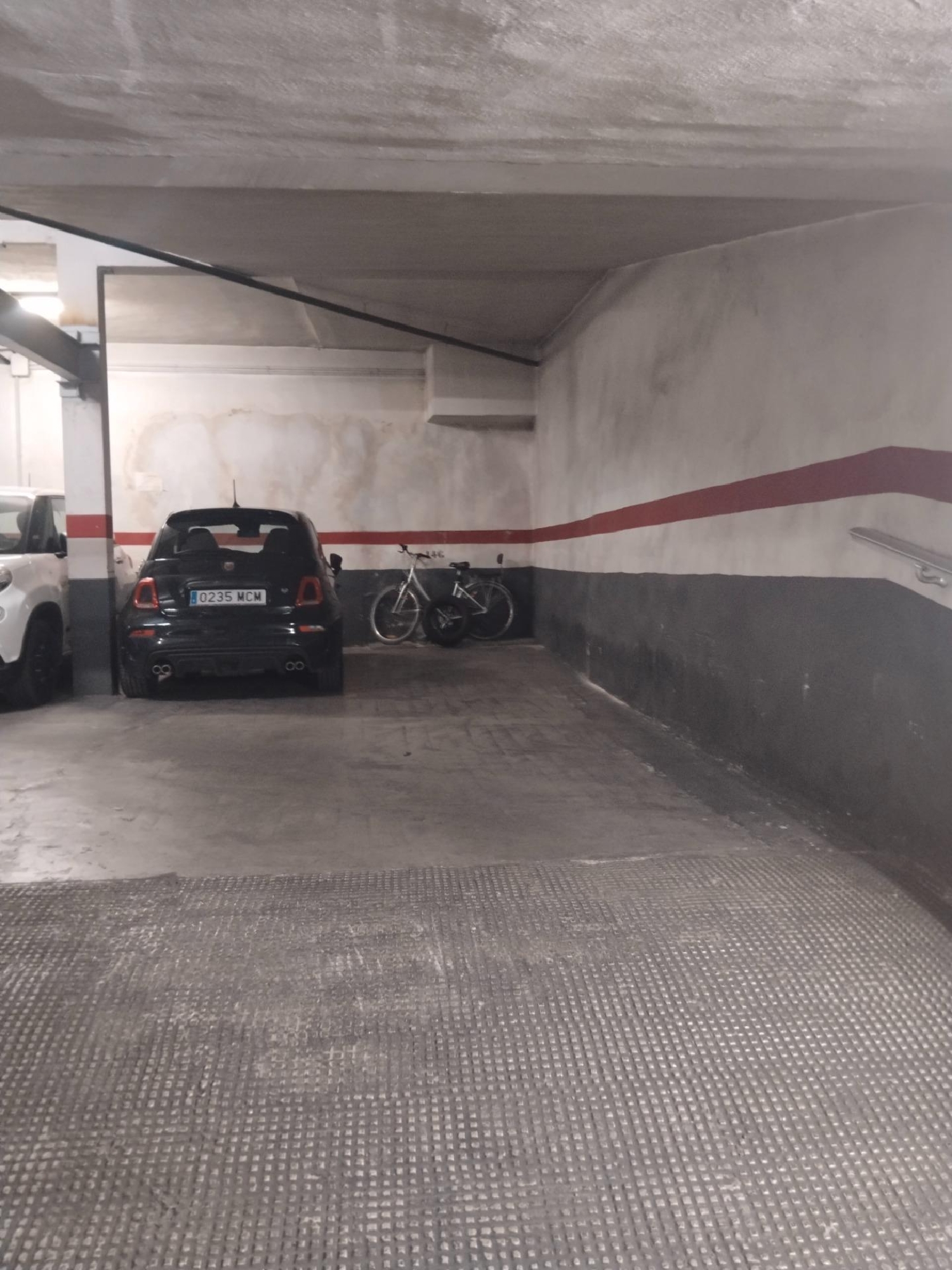  till salu parkering Extramurs Botanic Valencia 1