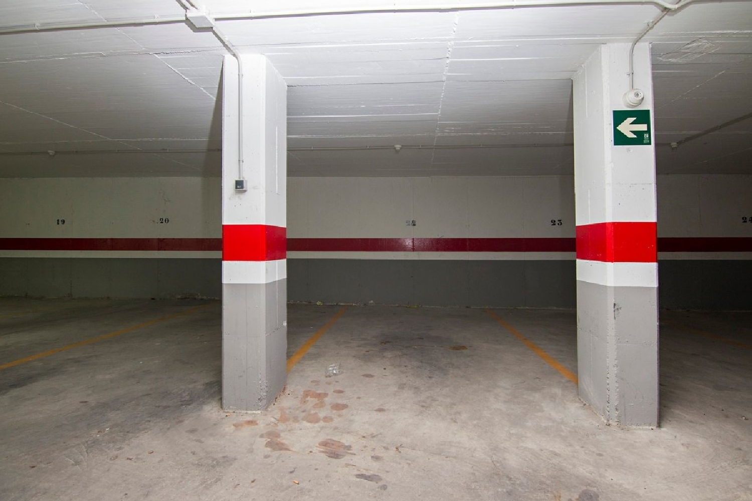  till salu parkering Granada Centro 18001 Vega De Granada 5