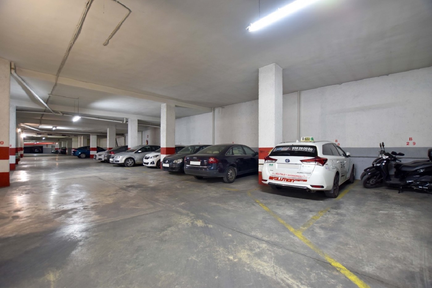  till salu parkering Granada Centro 18002 Vega De Granada 4