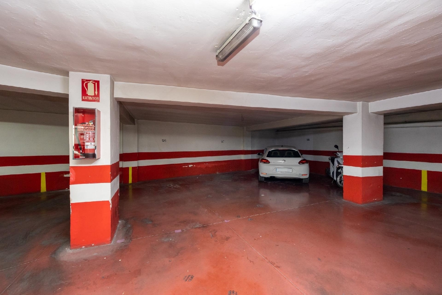  till salu parkering Granada Centro 18002 Vega De Granada 8