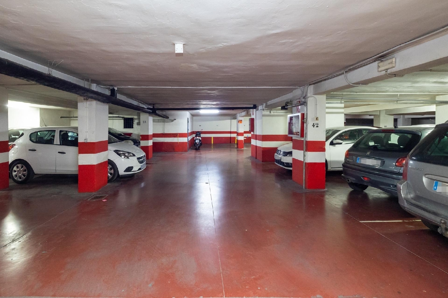  till salu parkering Granada Centro 18002 Vega De Granada 6