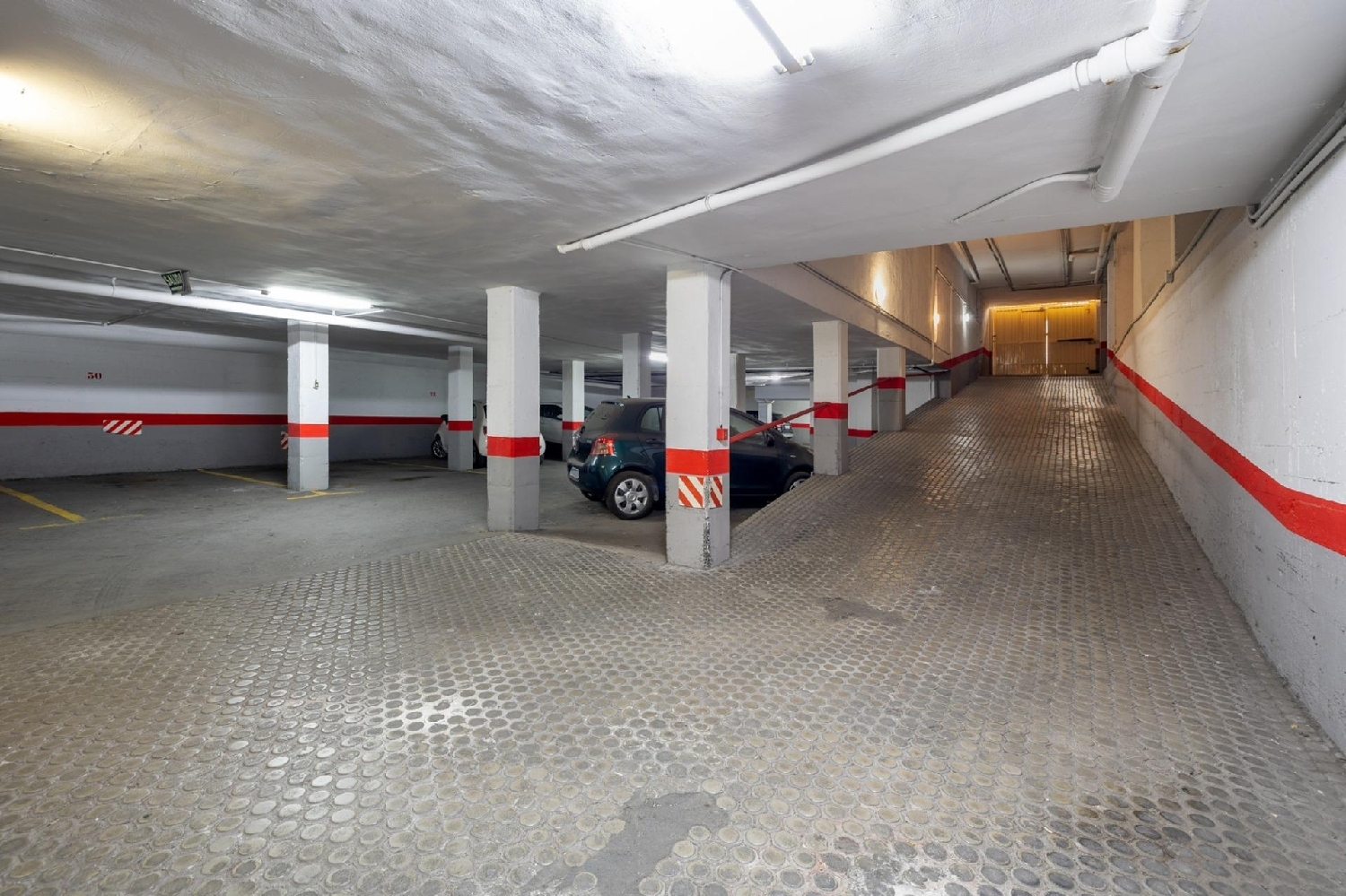  till salu parkering Granada Centro 18002 Vega De Granada 6