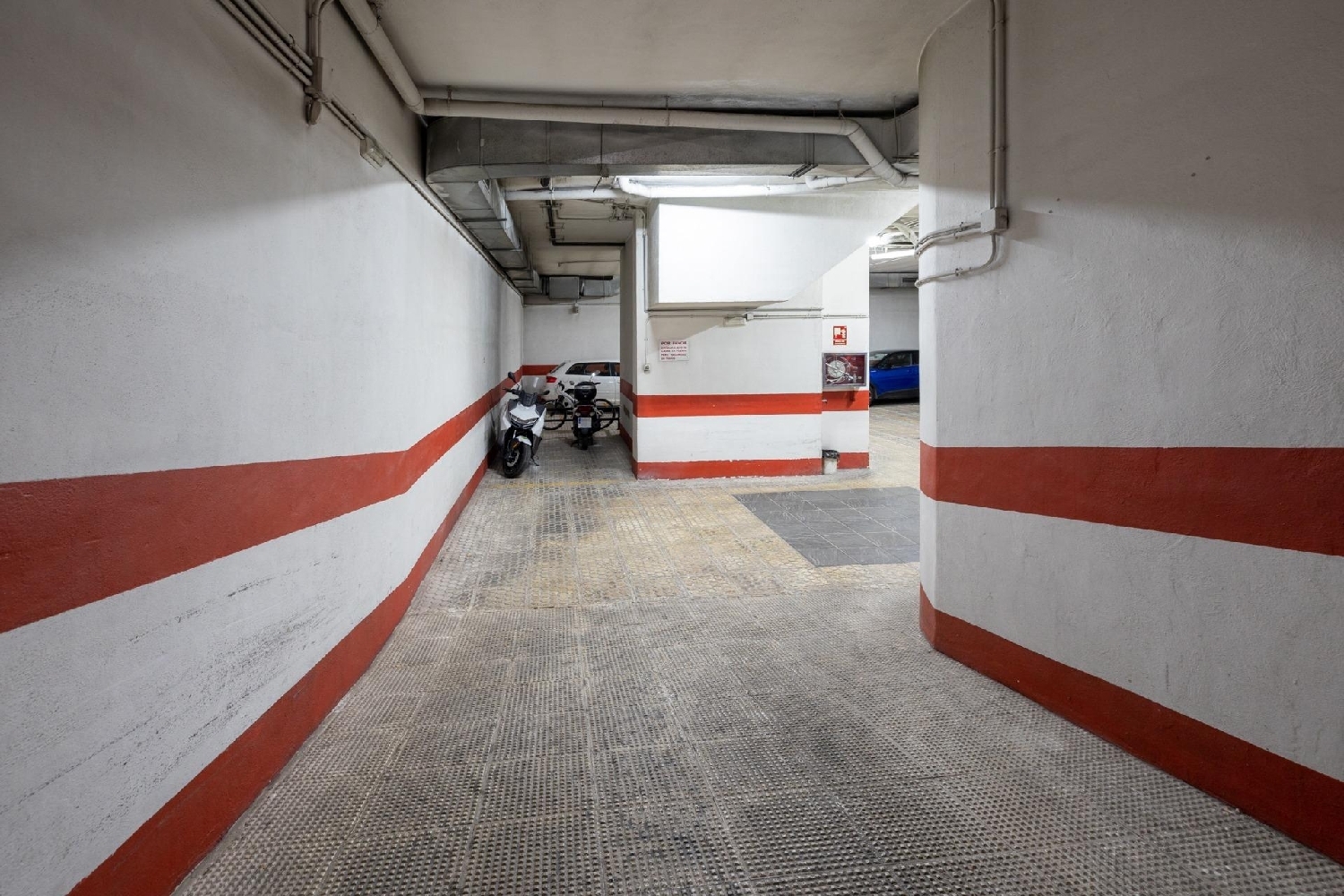  till salu parkering Granada Centro 18001 Vega De Granada 8