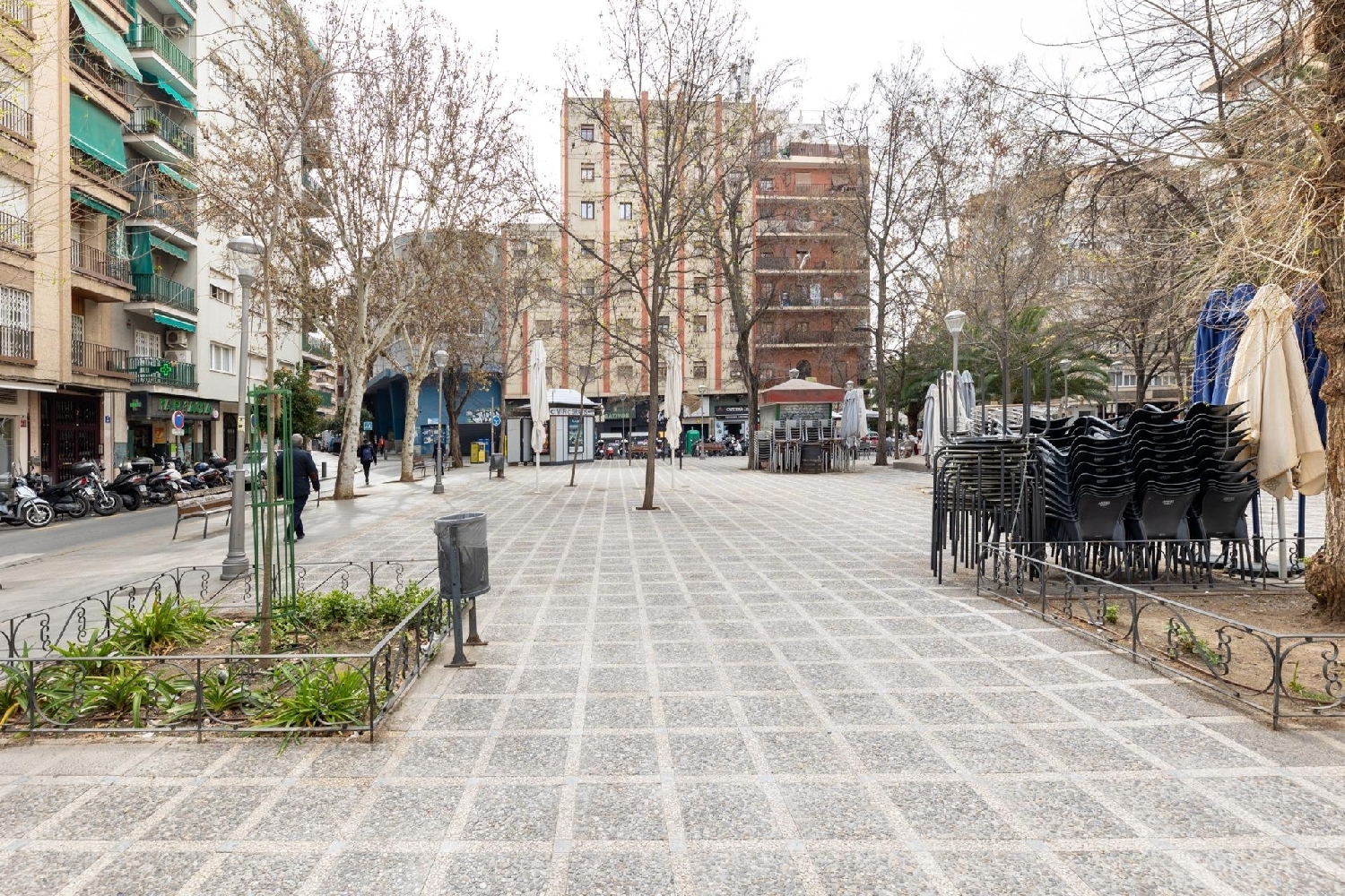 till salu parkering Granada Centro 18002 Vega De Granada 2