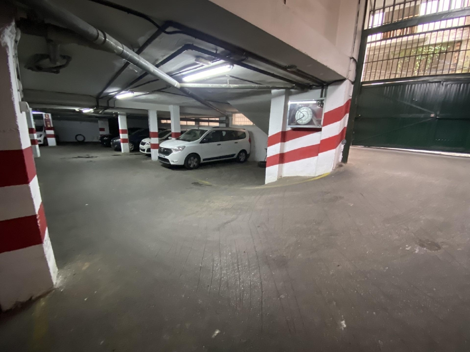 till salu parkering Granada Centro 18009 Vega De Granada 3