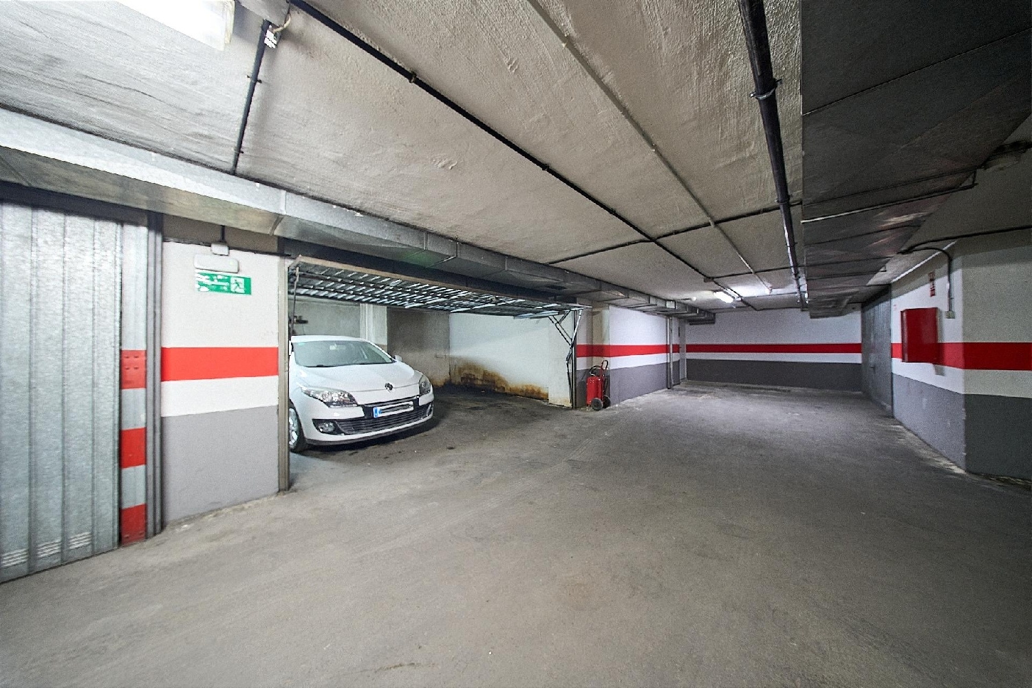  till salu parkering Granada Centro 18005 Vega De Granada 4