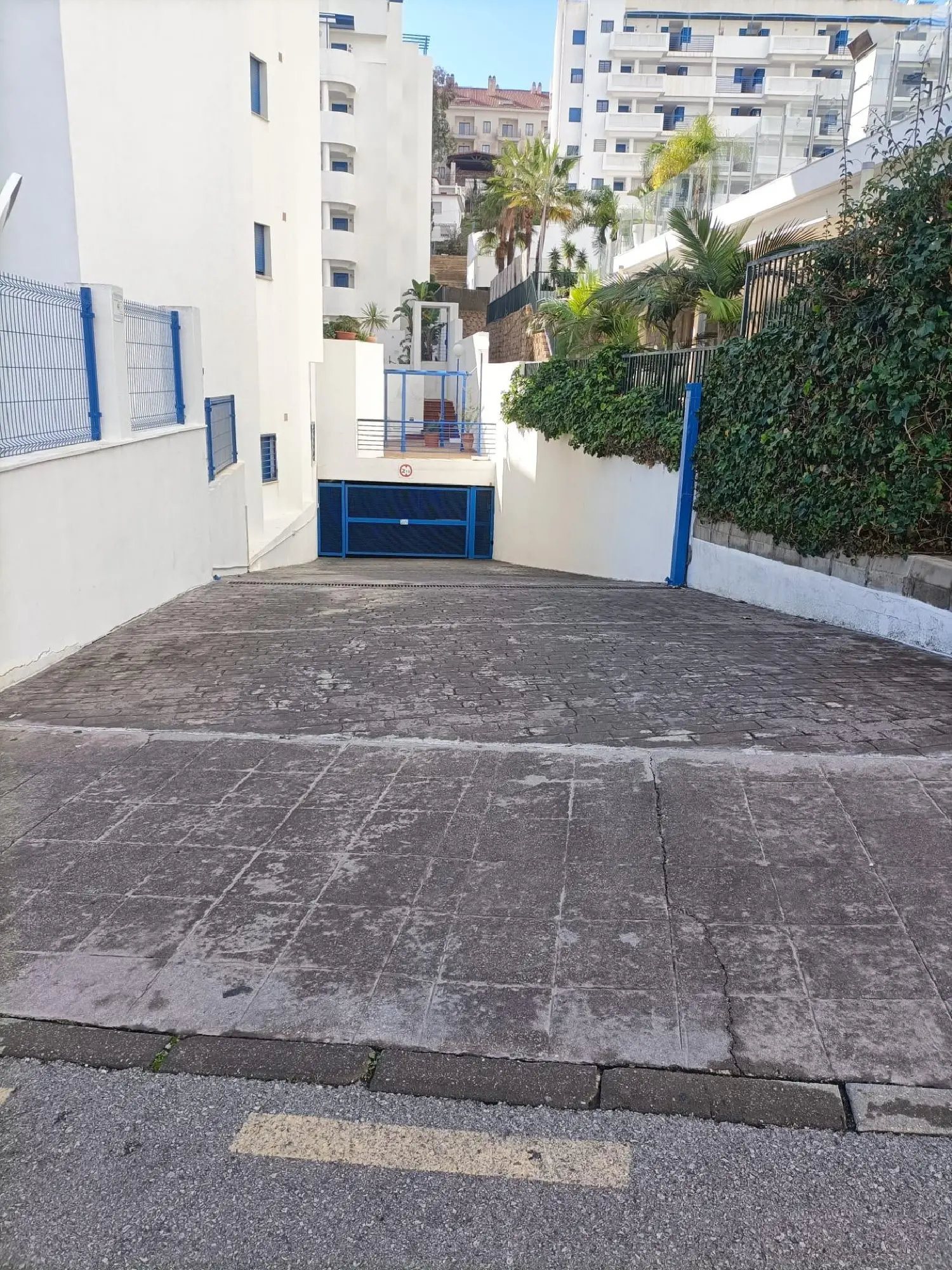  till salu parkering Estupa Budista Costa Del Sol Occidental 3