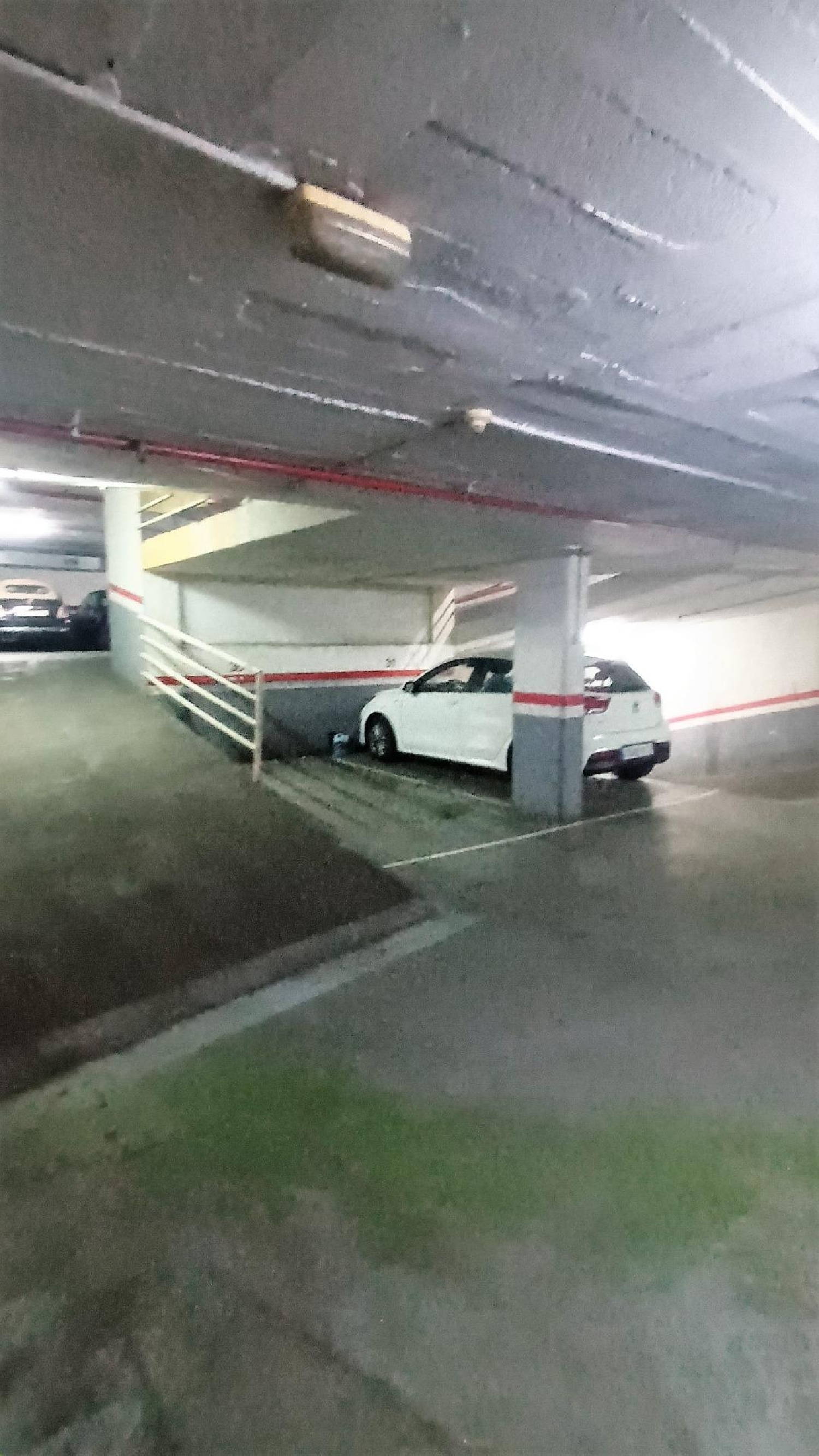  till salu parkering Horta Guinardó-Baix Guinardó Barcelonès 7