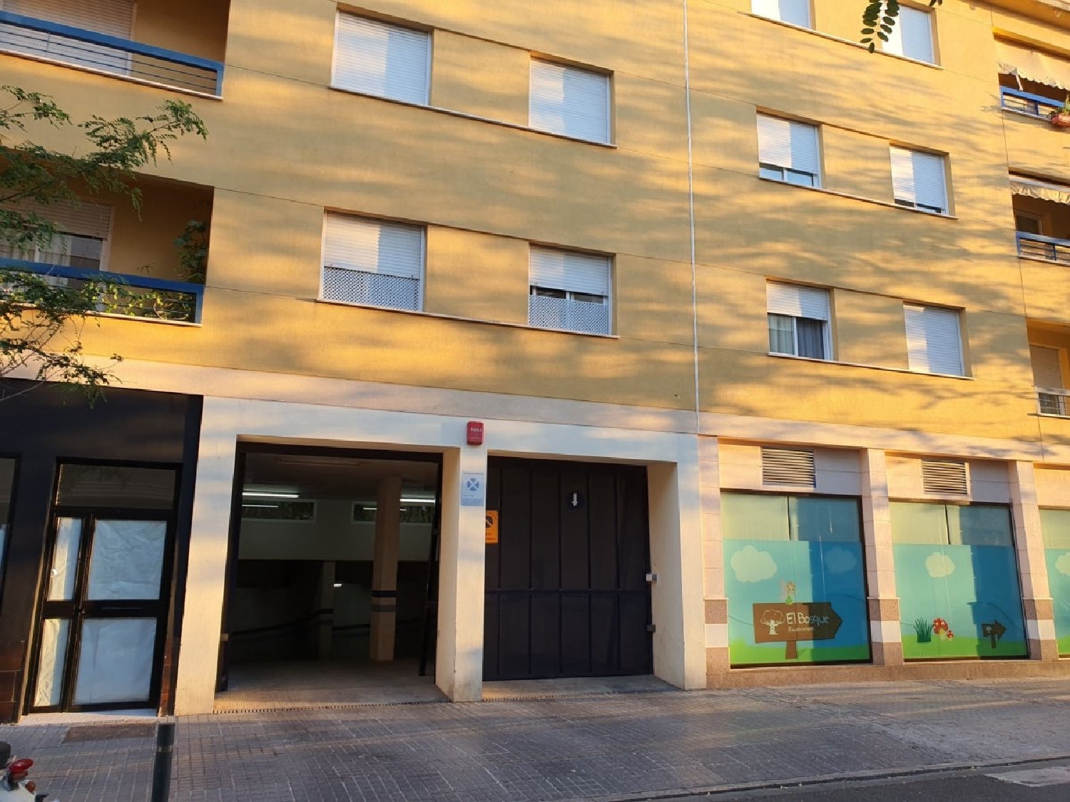  till salu parkering Huerta De La Reina Córdoba 4