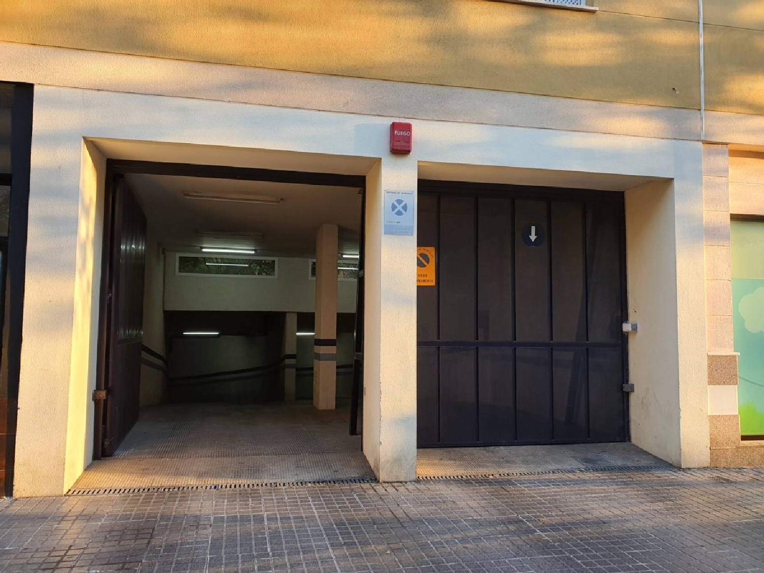 till salu parkering Huerta De La Reina Córdoba 3