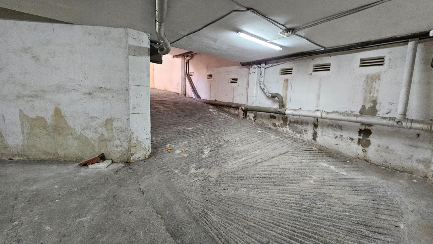  till salu parkering La Cala Marina Baixa 4
