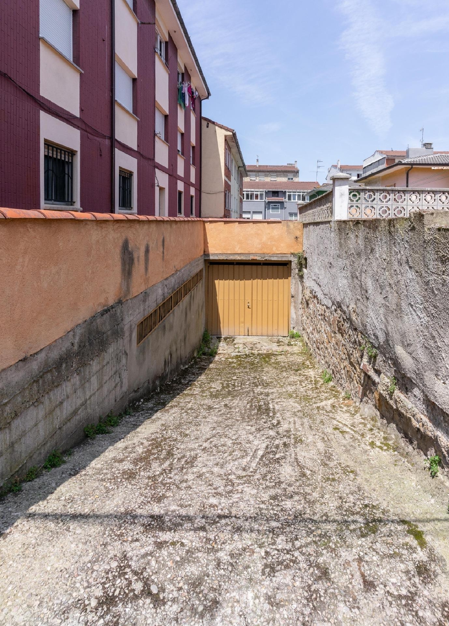 till salu parkering La Carrionina Avilés 3