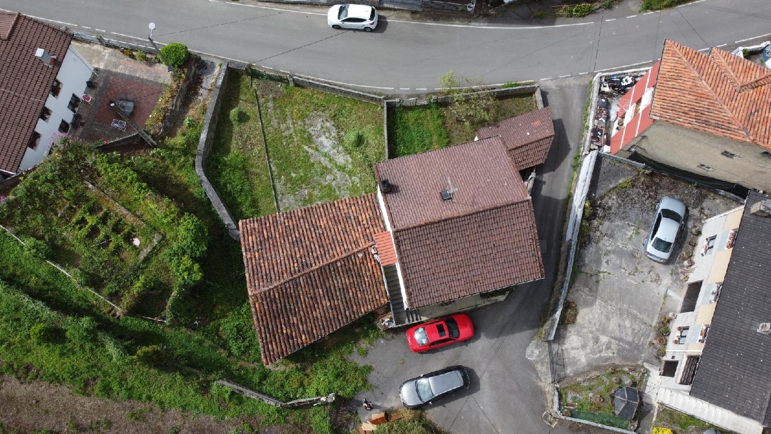 till salu parkering La Felguerosa Caudal 2