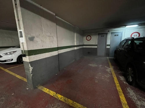 Les Bons Encamp parkering foto 6237800
