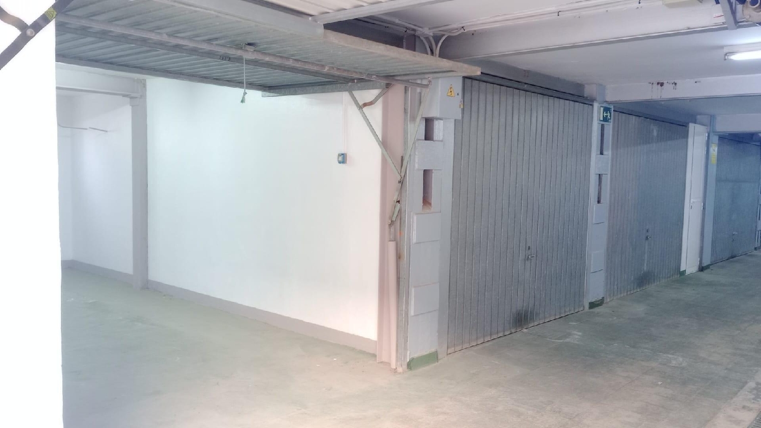 till salu parkering Levante Marina Baixa 2