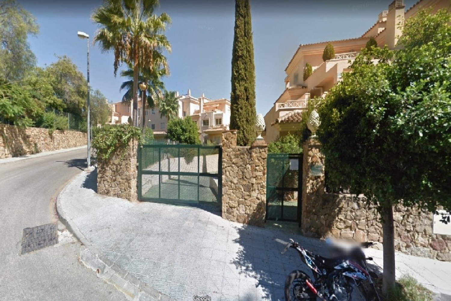 till salu parkering Los Monteros Costa Del Sol Occidental 2