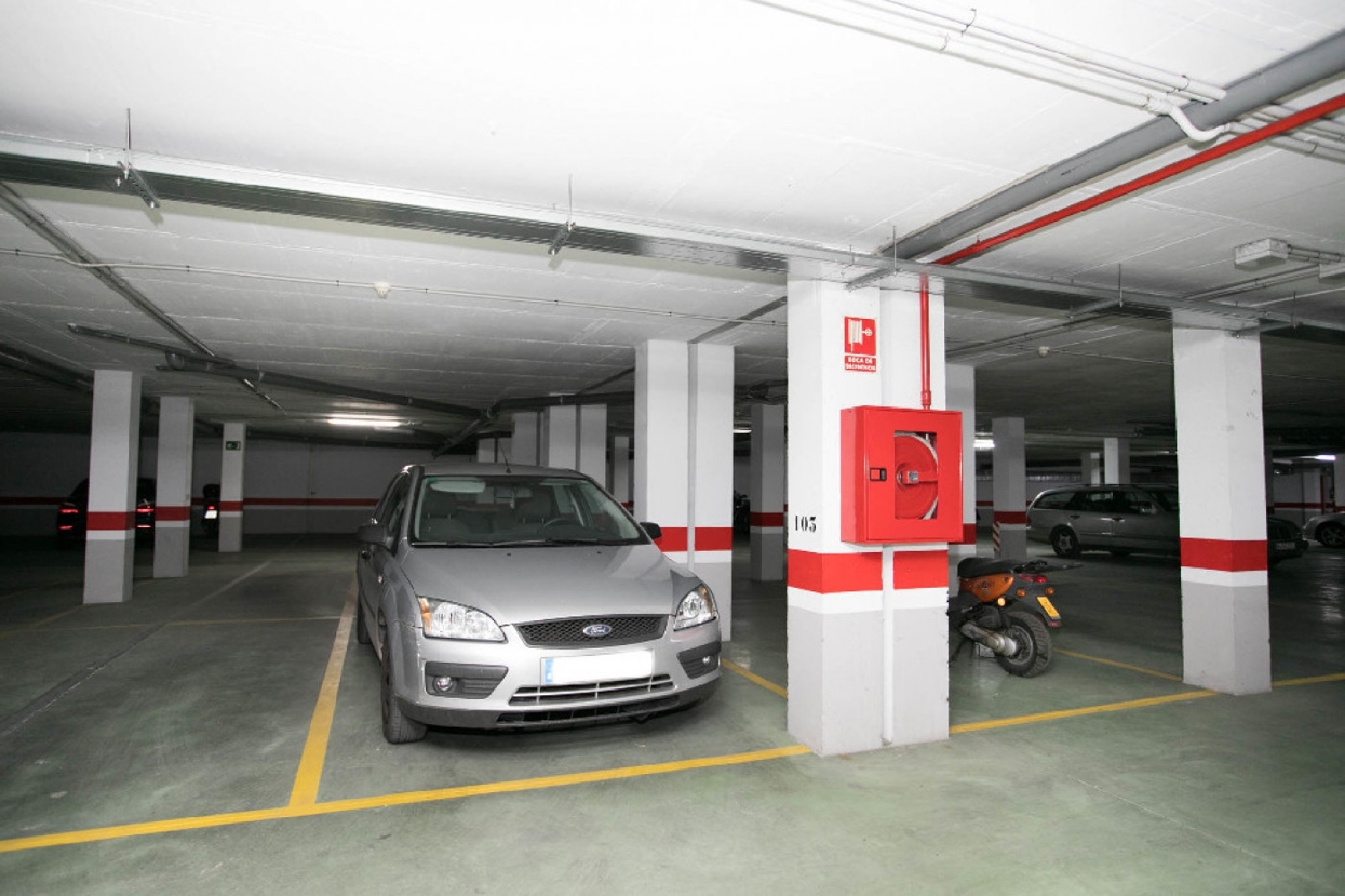  till salu parkering Marquesa Marina Alta 4