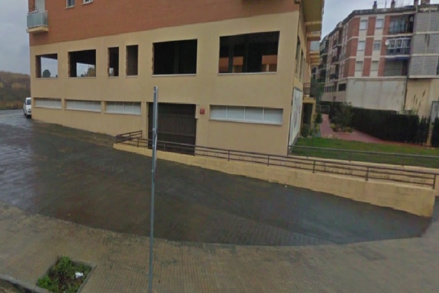  till salu parkering Mas De L'aleu Baix Camp 1