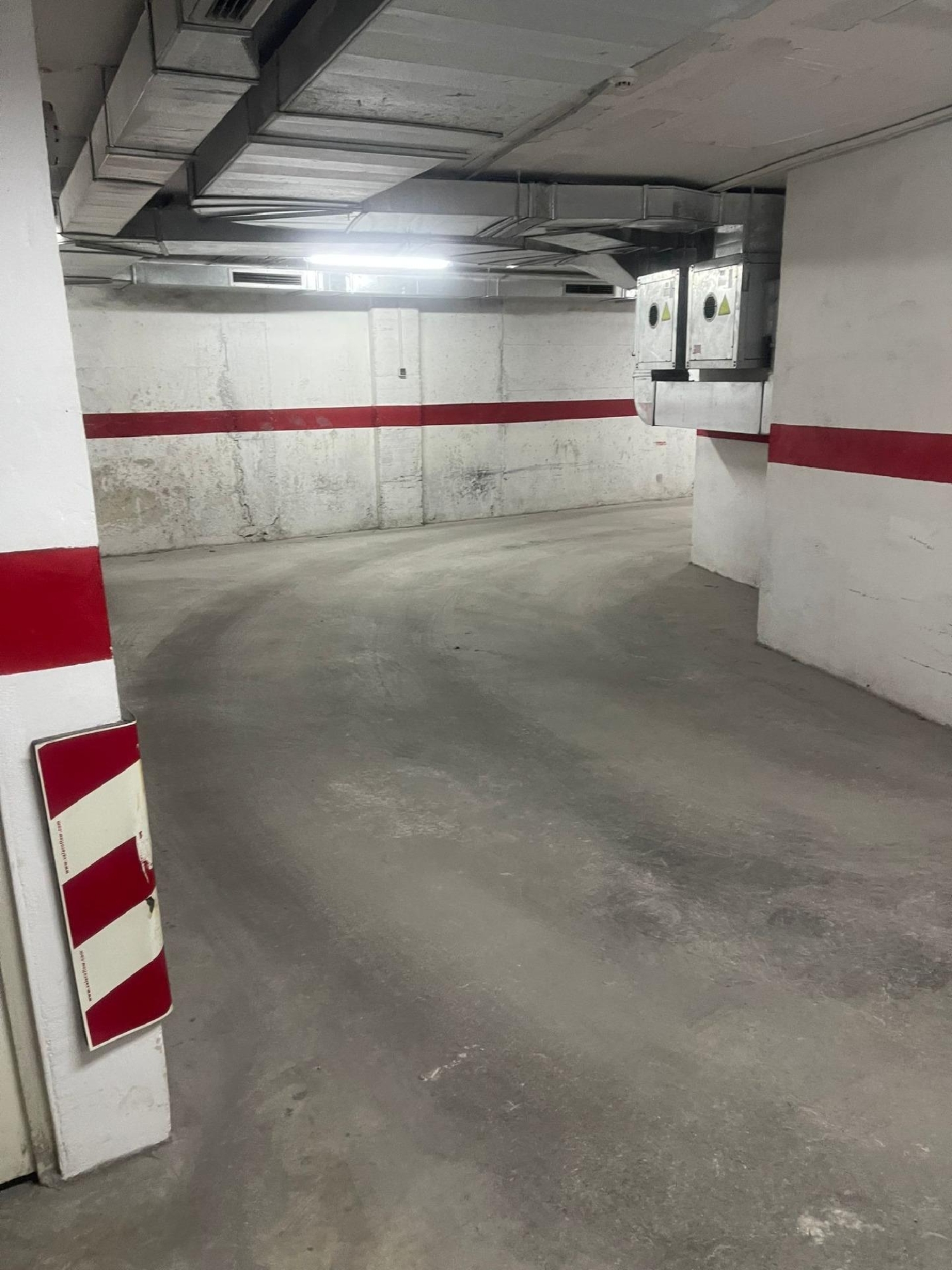 till salu parkering Mercado Alacantí 3