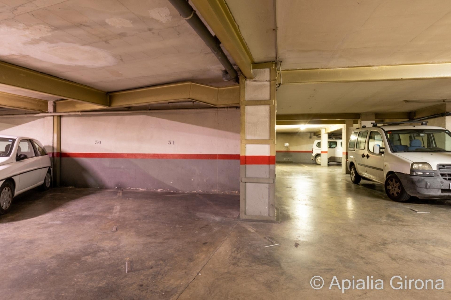 till salu parkering Migdia Casernes Gironès 3