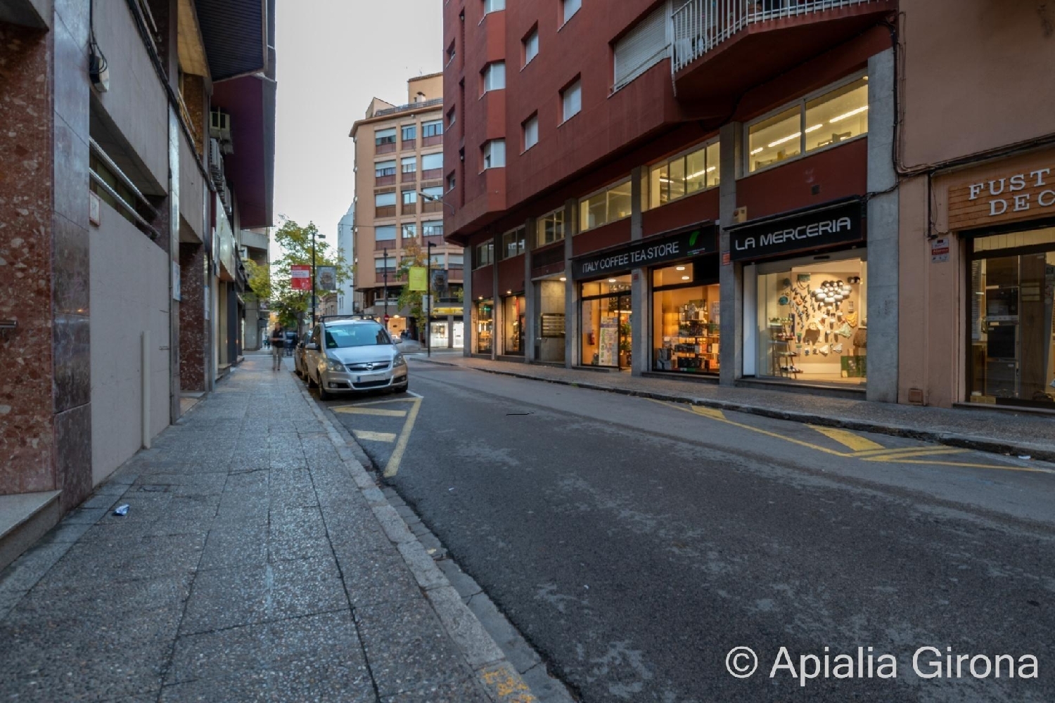  till salu parkering Migdia Casernes Gironès 1