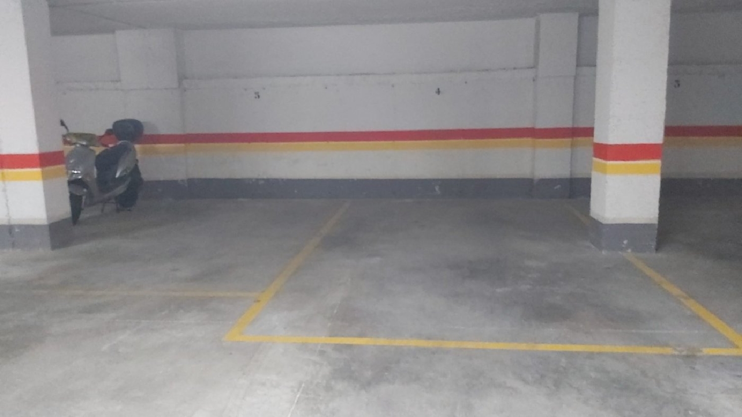 till salu parkering Mompia Comarca De Santander 3