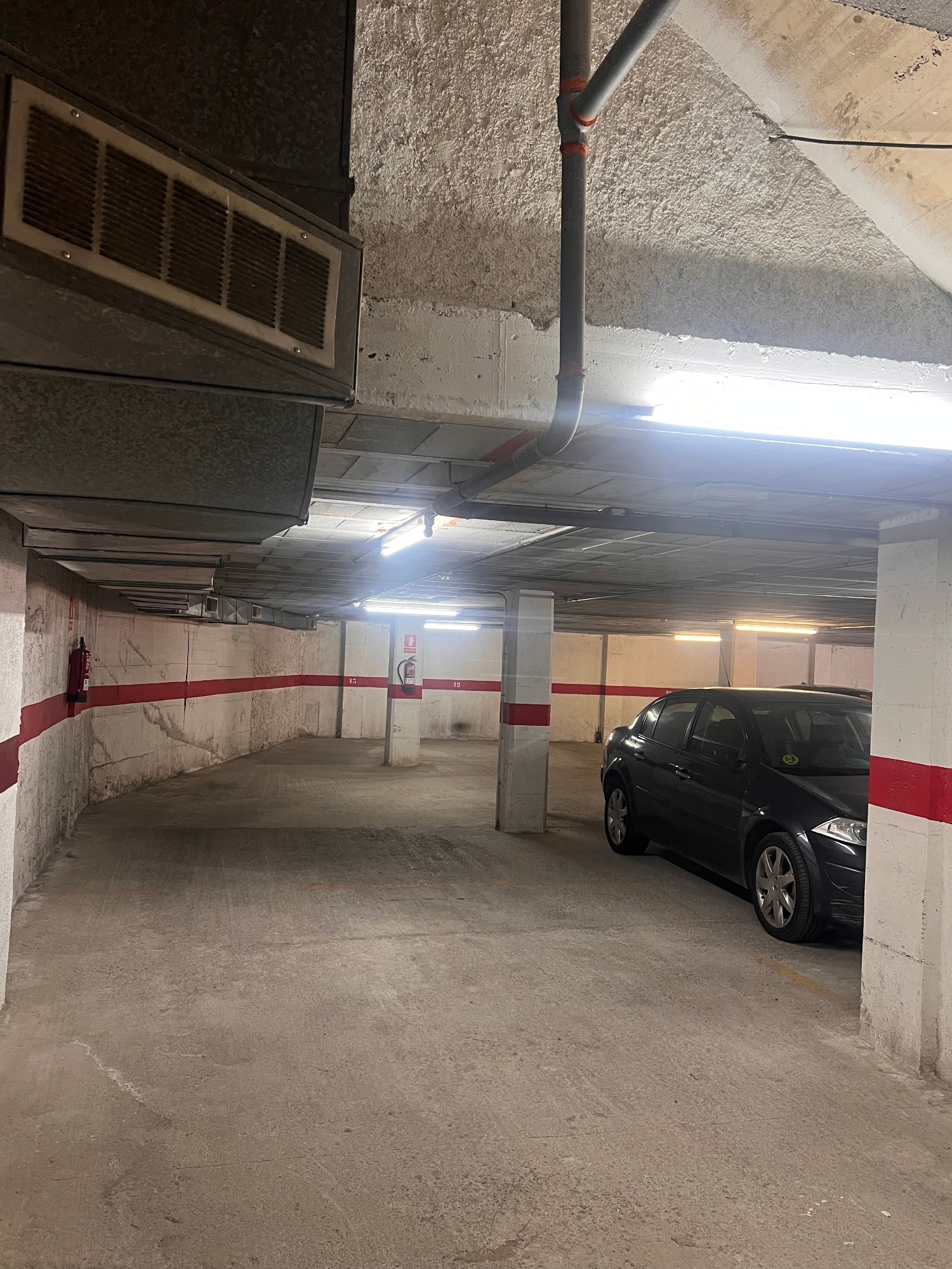  te koop parkeerplaats Montigalà-Bufalà Barcelonès 4