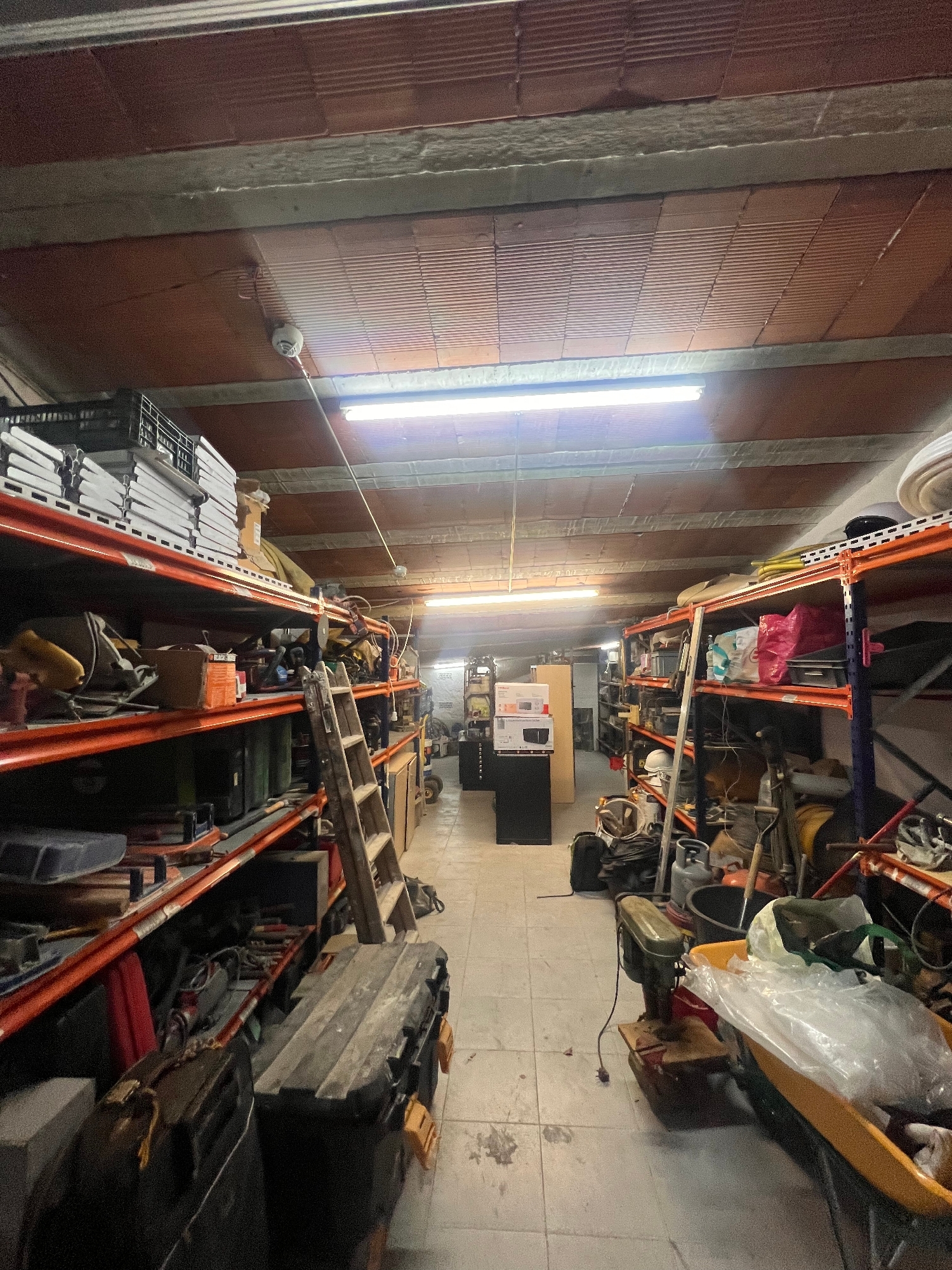  te koop parkeerplaats Montigalà-Bufalà Barcelonès 5