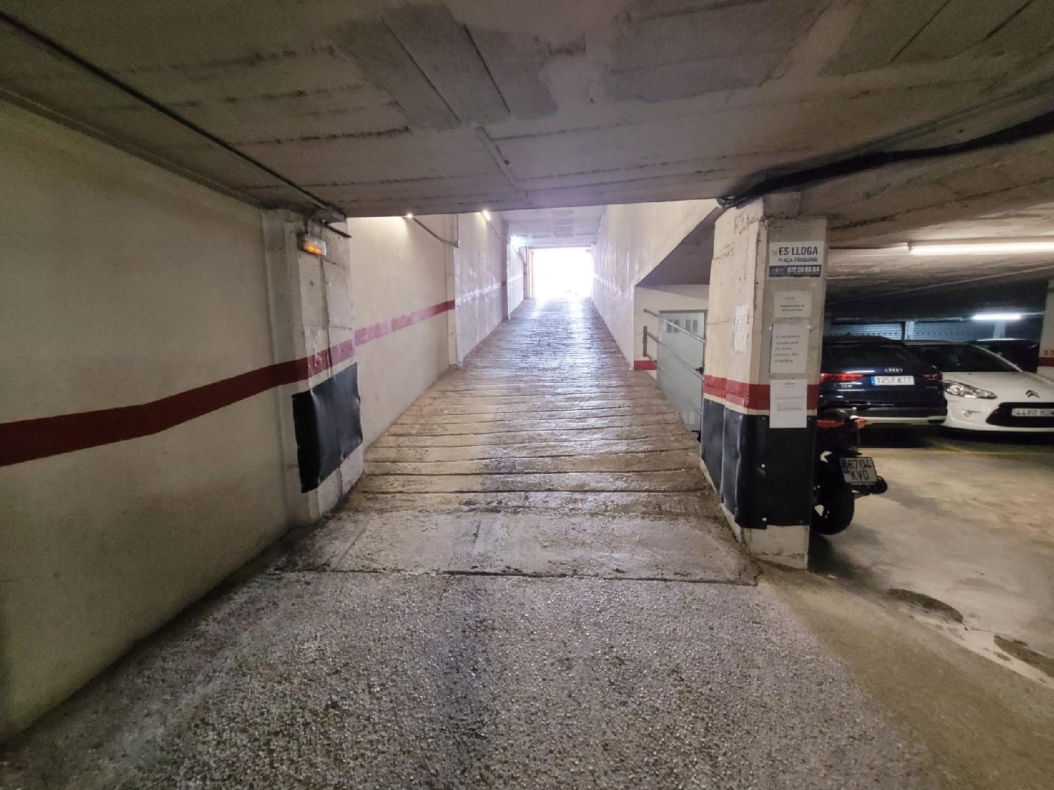  till salu parkering Montilivi Gironès 4