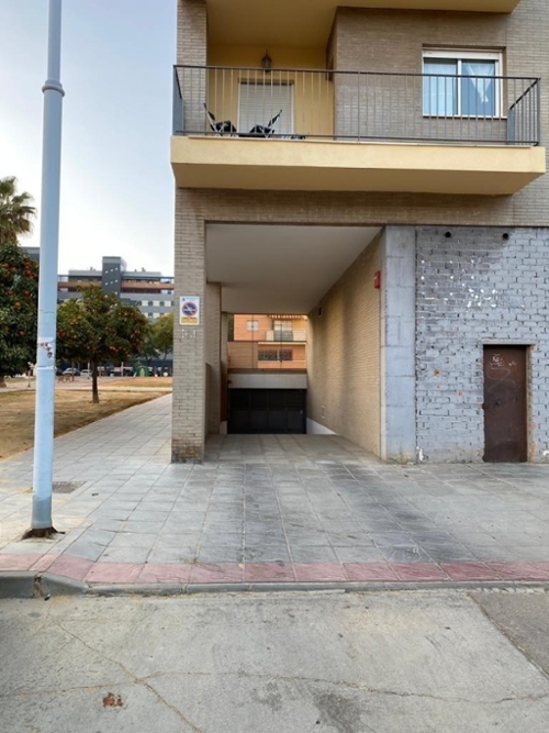 Pérez Cubillas Metropolitana De Huelva parkering foto 6241338