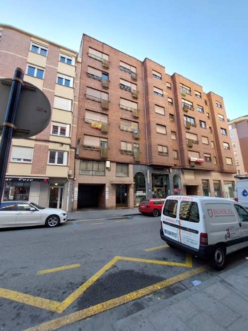 Ponferrada 24402 Bierzo (El) parkering foto 6256131