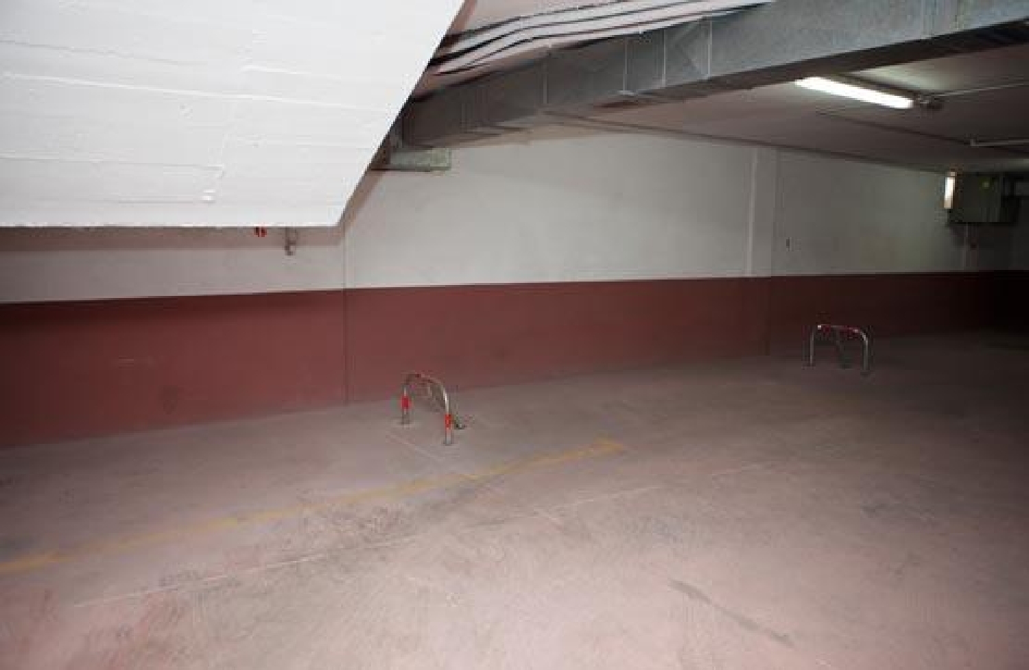  till salu parkering O Ponte Ourense 5