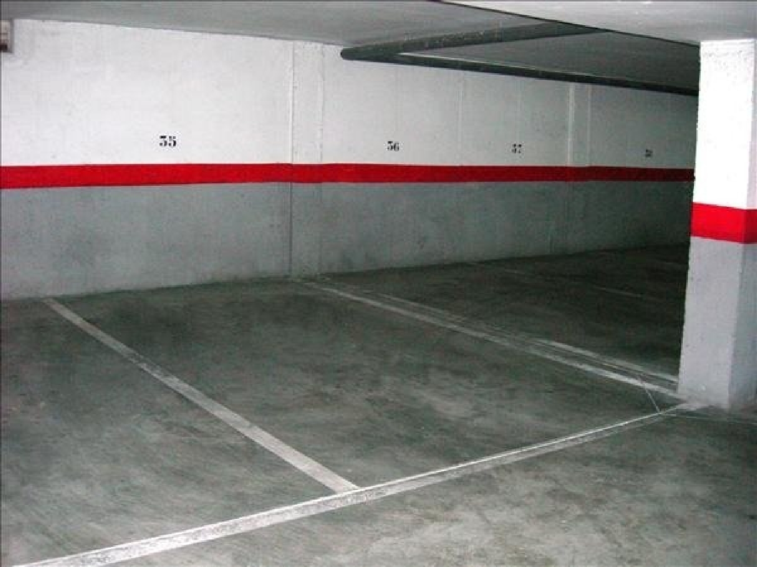 till salu parkering Barrio Alto-San Félix-Los Ángeles-Cruz Caravaca-Piedra Redonda-Almendros Comarca Metropolitana De Almería 1