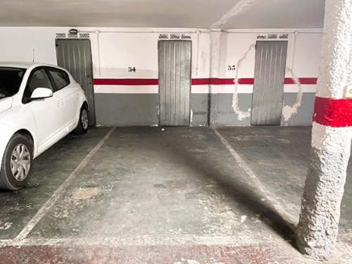 Rascanya Torrefiel Valencia parking space foto 6265506