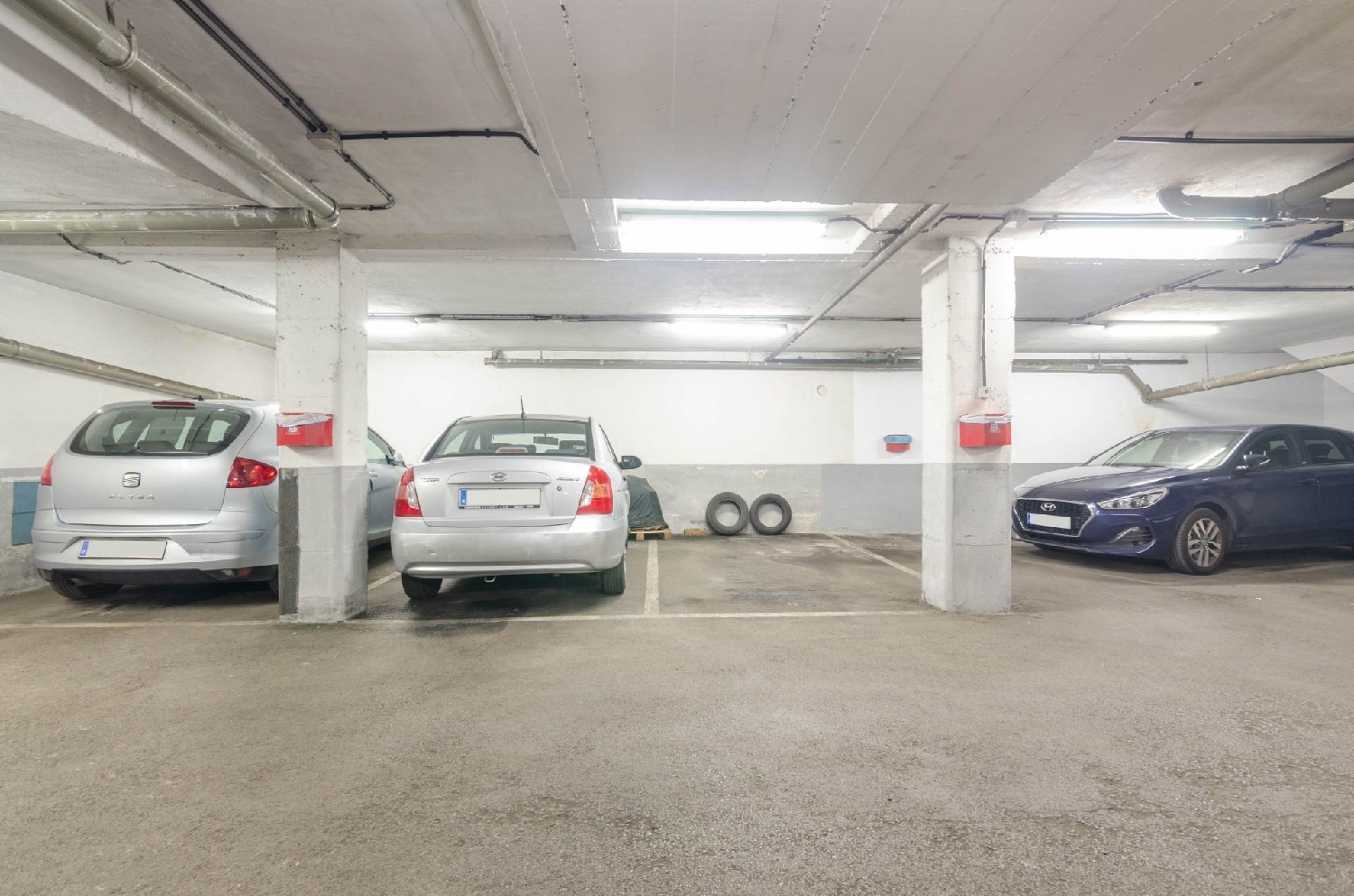  till salu parkering Revallines Caudal 6