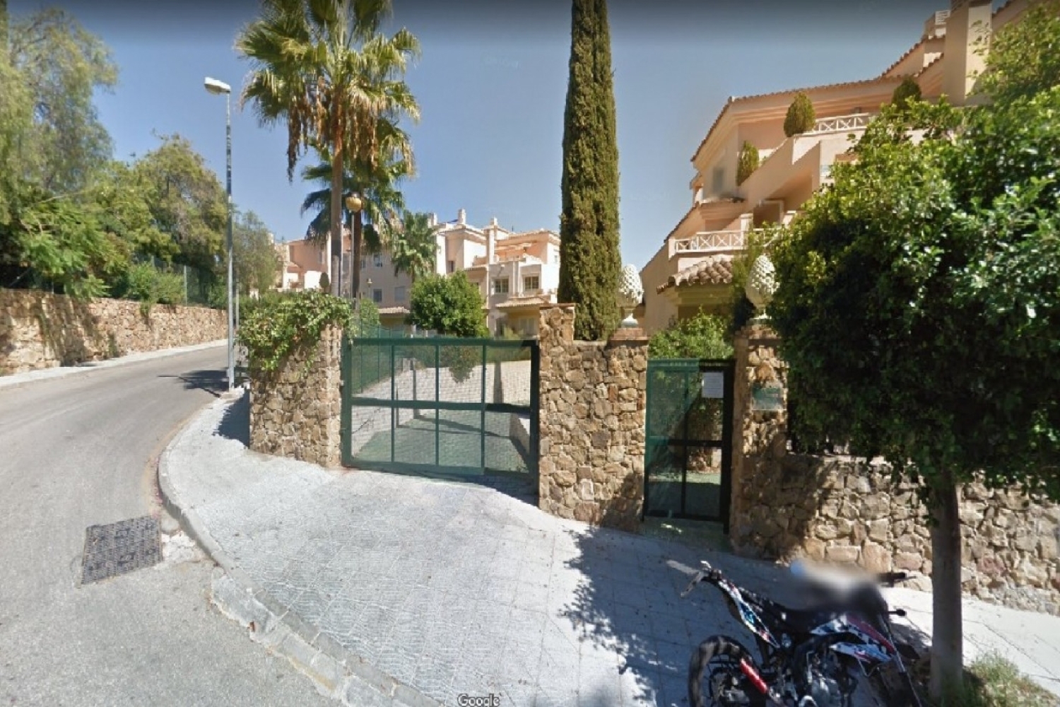 till salu parkering Rio Real Costa Del Sol Occidental 2