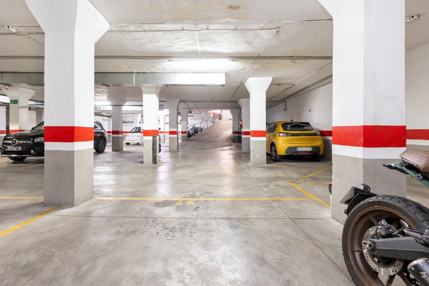 till salu parkering Ronda 18003 Vega De Granada 2