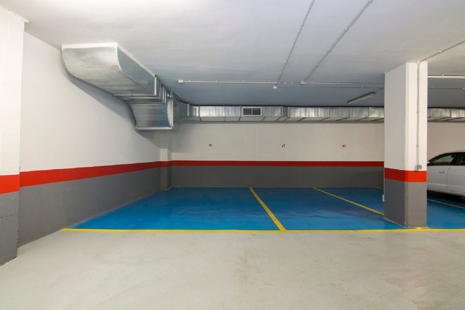 till salu parkering Ronda Vega De Granada 4