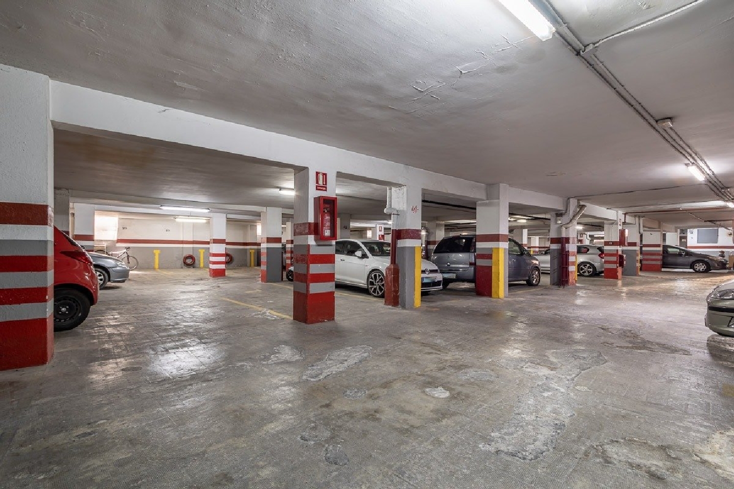 till salu parkering Ronda Vega De Granada 3