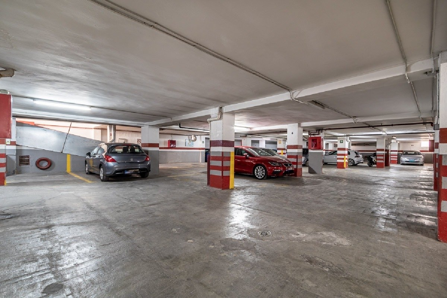  till salu parkering Ronda Vega De Granada 6