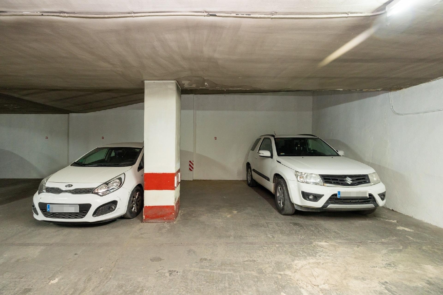  till salu parkering Ronda Vega De Granada 4