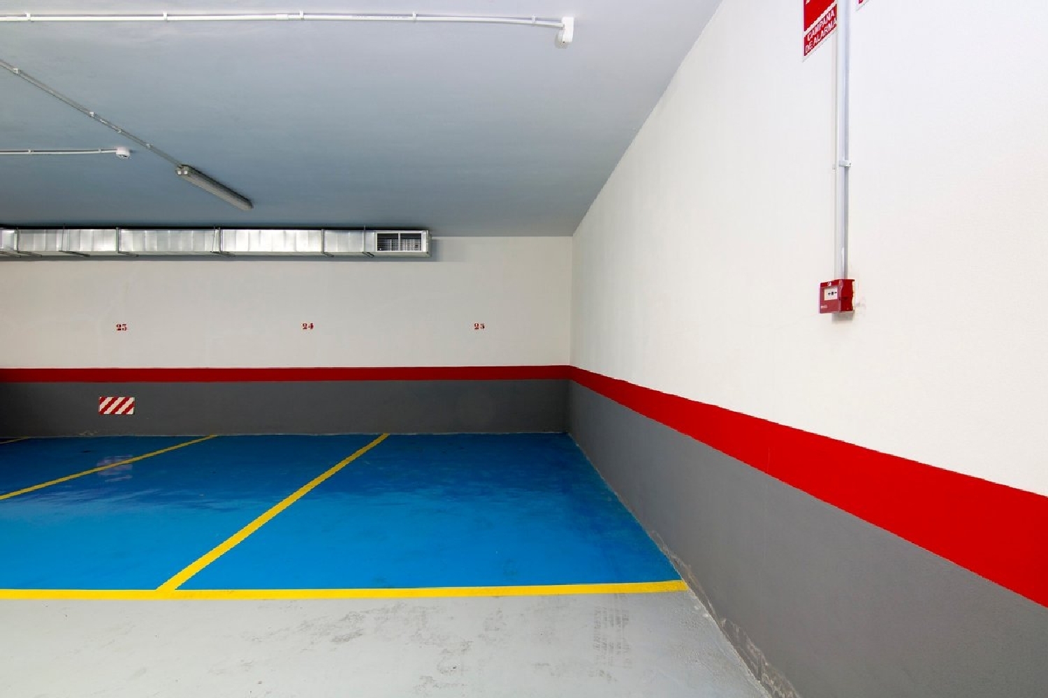  till salu parkering Ronda Vega De Granada 4